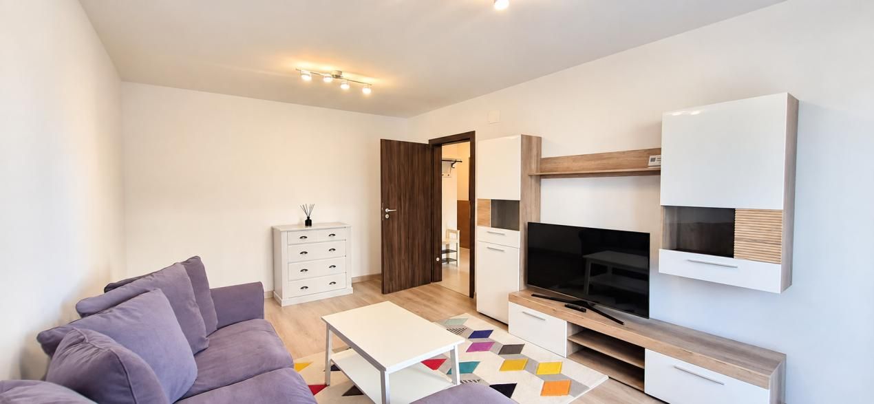 Închiriere apartament cu 2 camere, mobilat și utilat - Urban Plaza – fotografia 3 din 18
