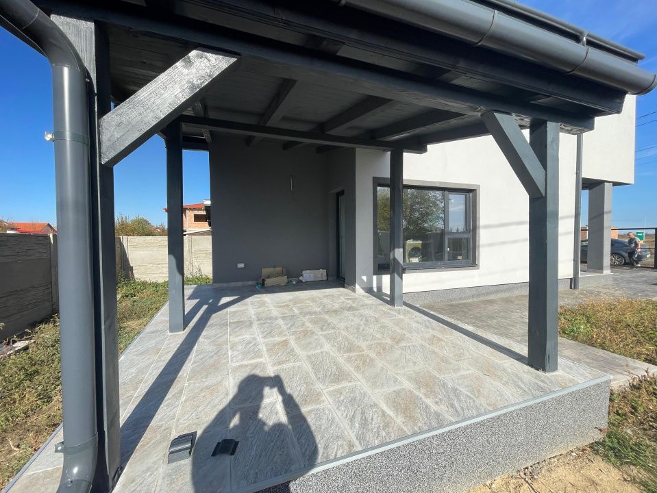 Duplex 3 camere separat prin baie Mosnita Noua – fotografia 11 din 12