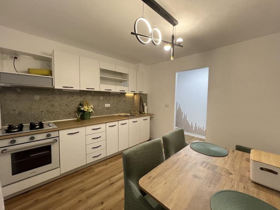 Apartament luxos,2 camere, 51 mp utili, etaj 1, renovat -  Girocului – fotografia 8 din 11