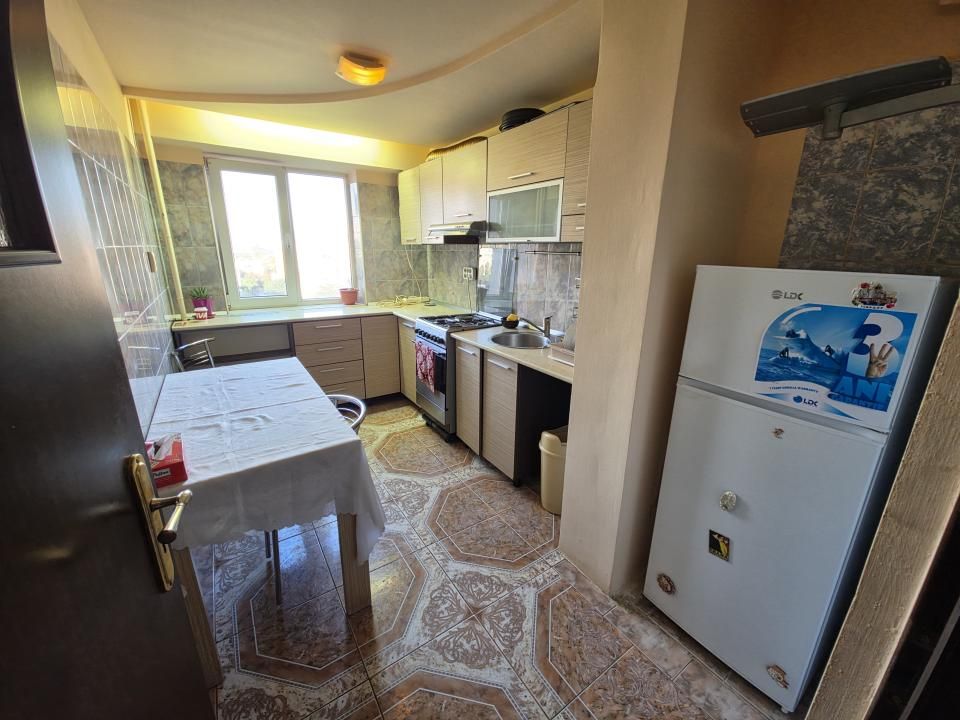 Tomis 3 apartament 3 camere decomandat Bd.Tomis – fotografia 4 din 10
