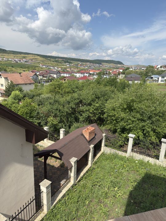 Casă individuală de vânzare – 160 mp utili, la intrare în Chinteni – fotografia 5 din 7