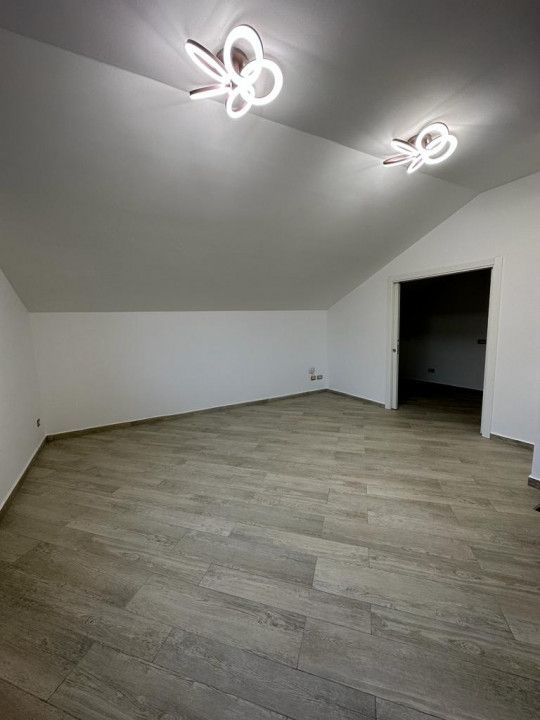 Casă Faleza Nord de Vânzare | Complex Privat Reyna | Renovată – fotografia 36 din 43