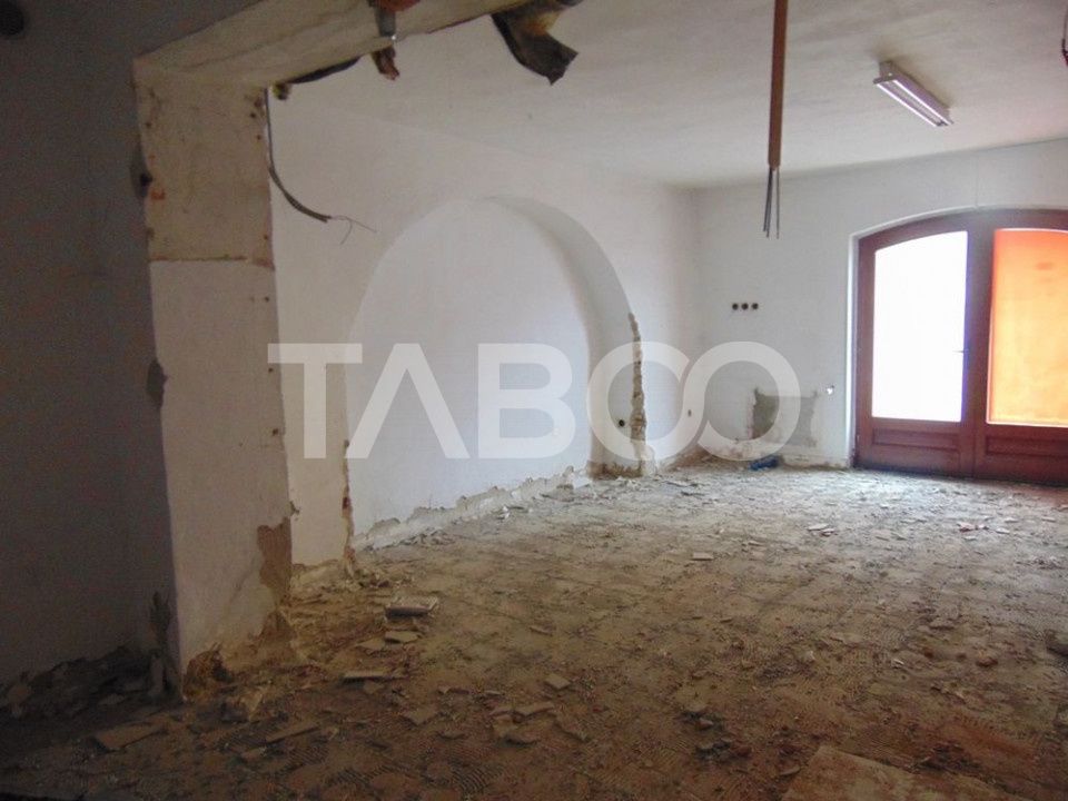 Pensiune cu 19 camere de inchiriat in Sibiu zona Centrala – fotografia 8 din 27