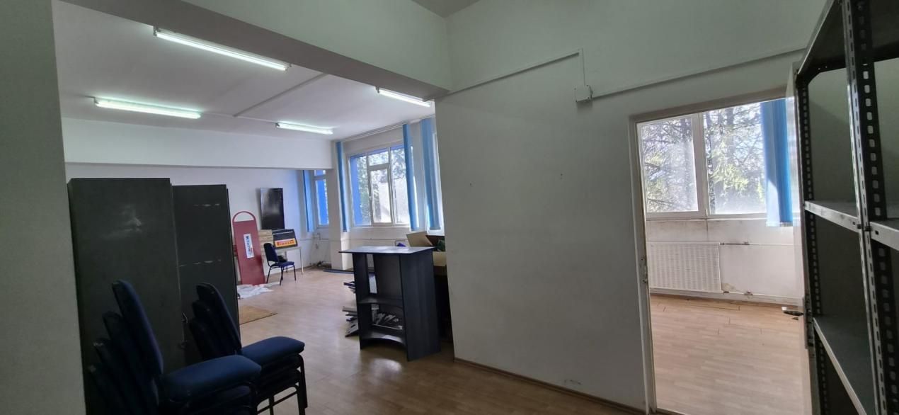Spatiu birou de inchiriat, 63 mp utili, etaj 1,  Zona Calea Sagului – fotografia 9 din 11