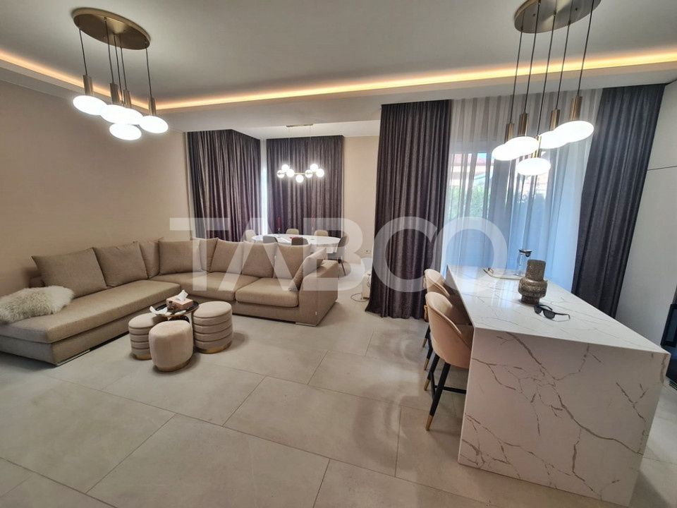 Vila de lux de vanzare in Sebes zona rezidentiala – fotografia 1 din 19