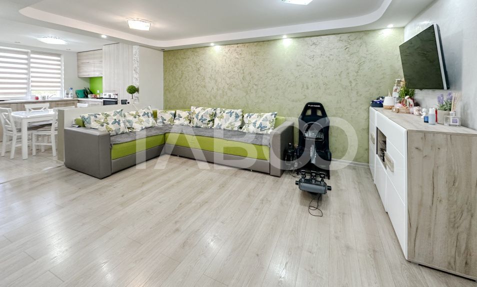Casa individula in Cartierul Someseni suprafata generoasa – fotografia 1 din 21
