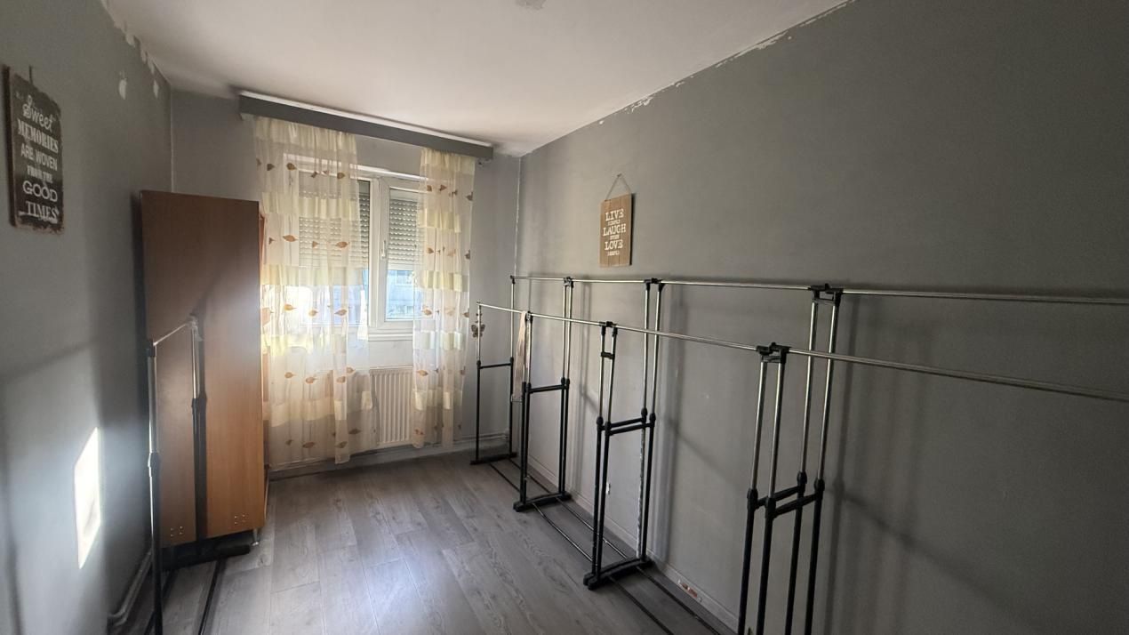 Oportunitate!!! Apartament 3 camere decomandat | Astra | – fotografia 1 din 24