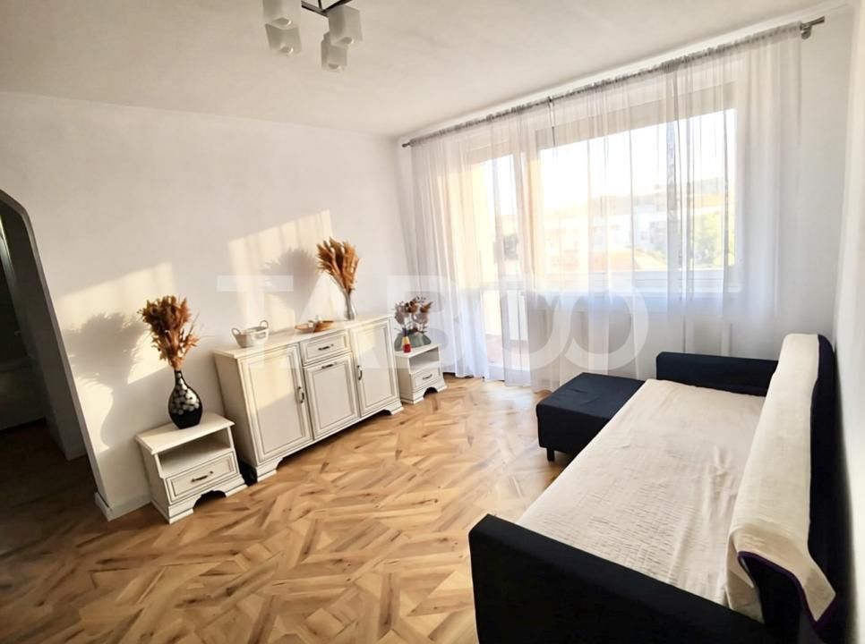 Apartament cu 3 camere in Grigorescu izolat cu balcon view spre Cluj – fotografia 3 din 9