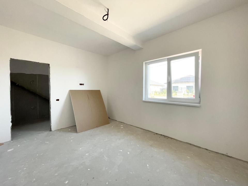 Duplex cu 4 camere, 101mp, despartit prin camera tehnica - Mosnita Noua – fotografia 6 din 12