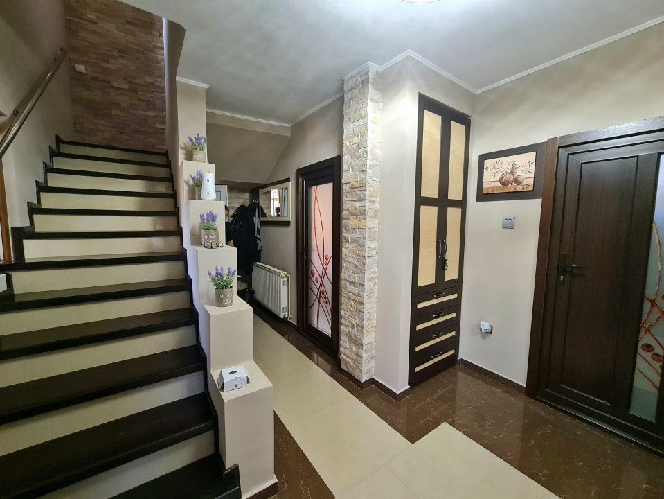 Vila 6 Camere - Domnesti – fotografia 8 din 36