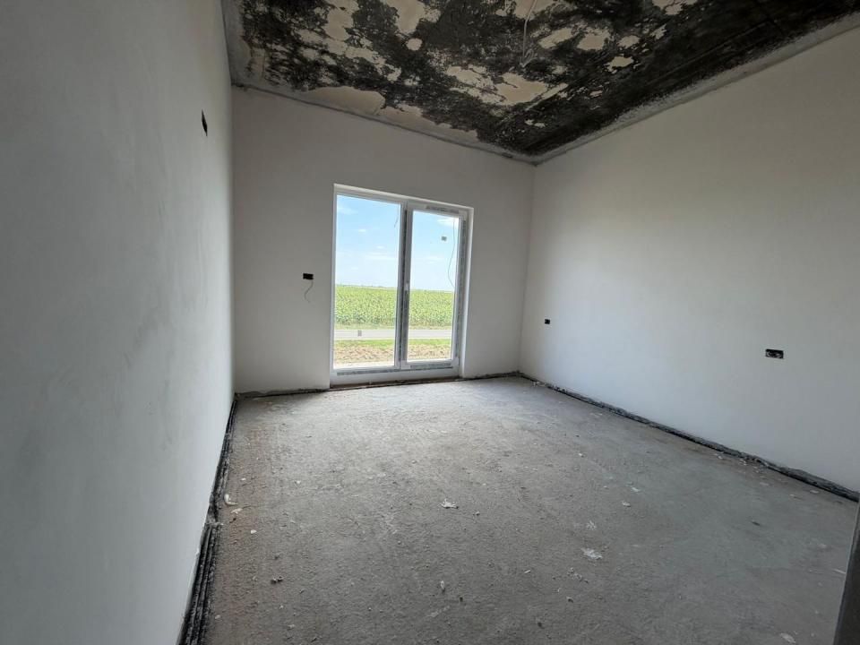 Duplex despartit cam tehnica | 5 camere | Toate utilitatile | 2 bai | – fotografia 3 din 5