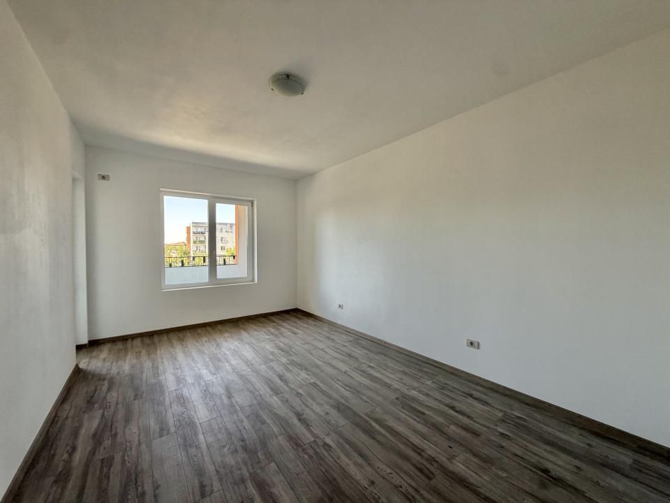 Apartament 2 camere, decomandat, etaj 1, terasa 20mp in Giroc – fotografia 1 din 11