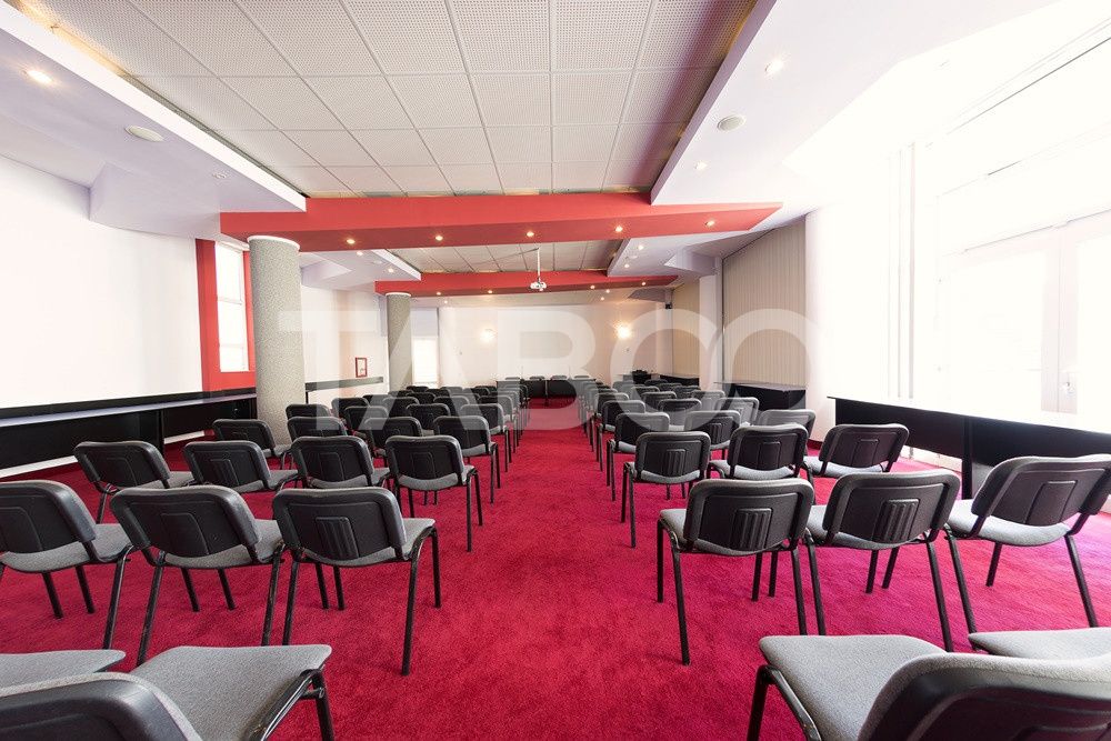 Hotel de 3* si 4* cu 64 de camere in Alba Iulia ultracentral – fotografia 5 din 37