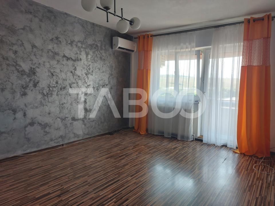 Apartament spatios 49 mp 2 camere decomandate 2 balcone Cisnadie – fotografia 7 din 15