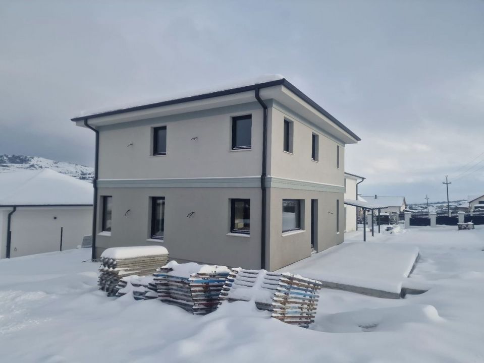 Case individuale în curs de edificare – Chinteni – fotografia 4 din 7