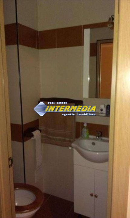 Apartament 3 camere decomandat de vanzare etaj 3 finisat – fotografia 2 din 8