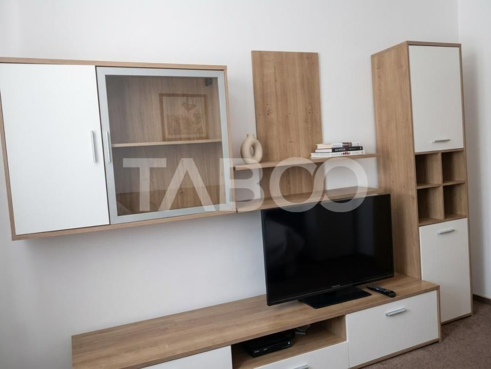 Apartament decomandat 3 camere  2 bai etaj 3 balcon zona buna Cisnadie – fotografia 8 din 13