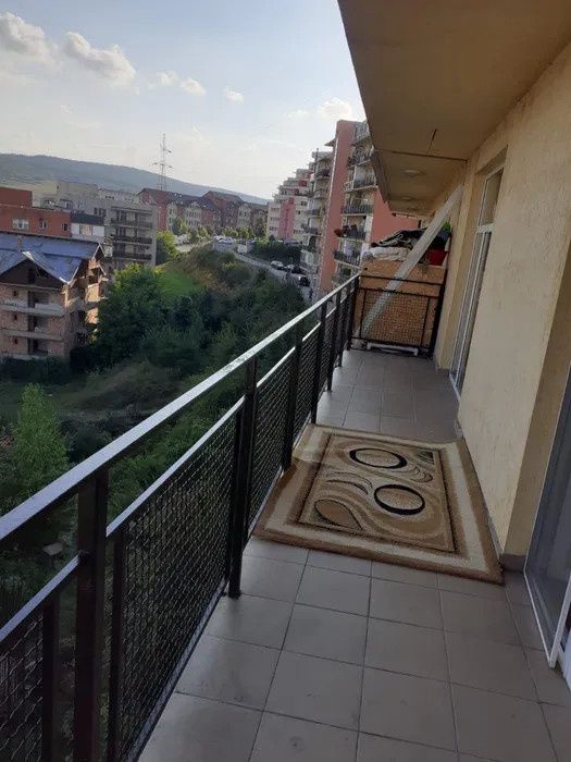 Apartament o camera, 40mp, etaj intermediar, zona Petrom – fotografia 4 din 5