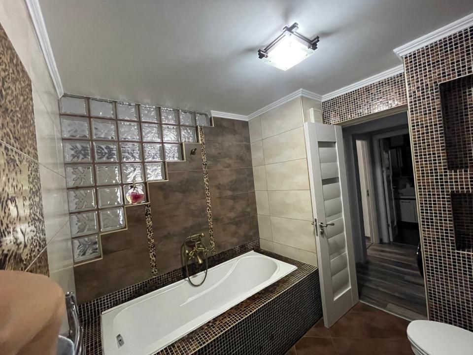 Apartament 4 camere de vânzare parter zona Ostroveni Rm Vâlcea – fotografia 12 din 17
