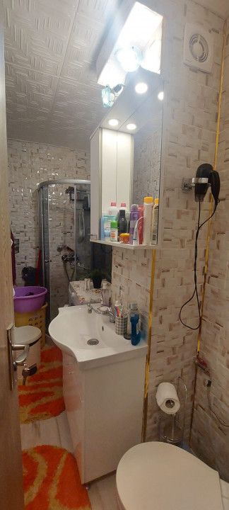 Garsonieră transformată în 2 camere de vânzare în Poarta 6 | Renovată – fotografia 11 din 13