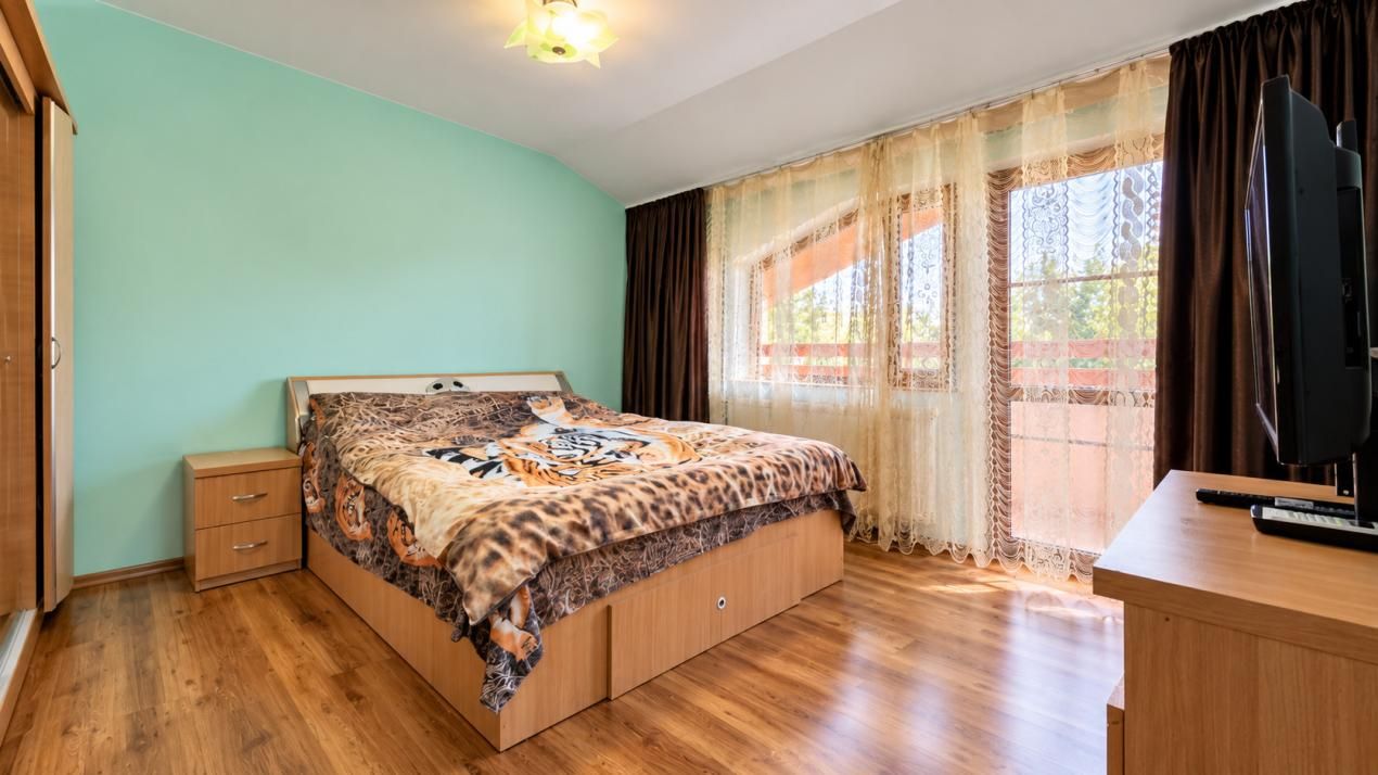 Casă pe malul lacului Snagov, ponton privat și teren 3.000 mp – fotografia 11 din 19