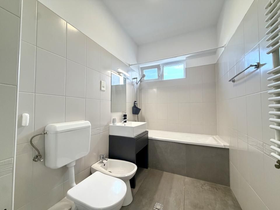 Apartament modern 2 camere, 70 mp utili, etaj 7/9 - Zona Torontalului – fotografia 8 din 10
