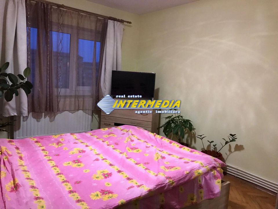 Apartament 2 camere de vanzare Cetate zona Mercur – fotografia 7 din 11