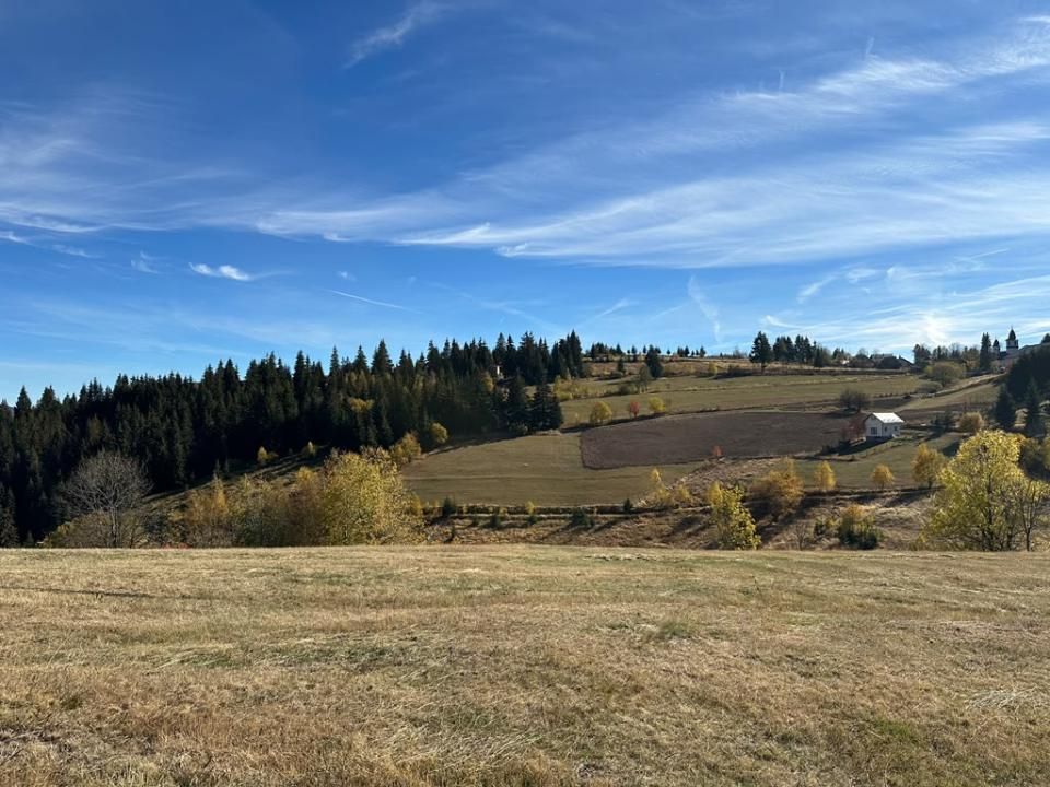 TEREN DE VANZARE IN MARISEL 15 000 MP | PANORAMA DEOSEBITA | POTENTIAL TURISTIC – fotografia 7 din 9