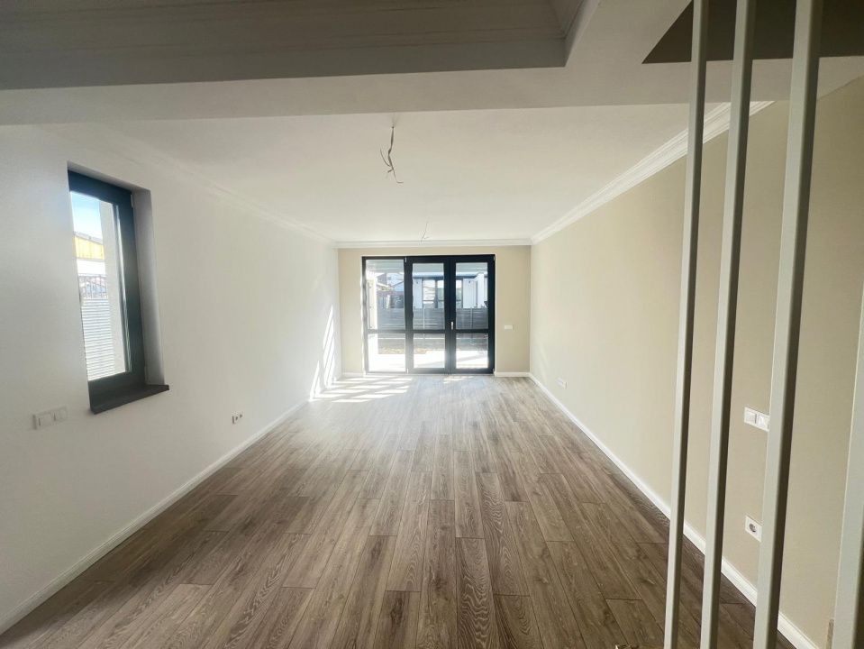 Casa - Duplex - 3 camere - 91mp - Terasa - Curte - Parcare - Sanpetru – fotografia 2 din 13