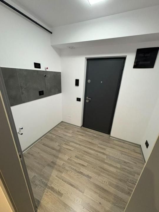 Spatiu comercial (pretabil Clinica Stomatologica sau asemenea) - zona VIVO-METRO – fotografia 4 din 8