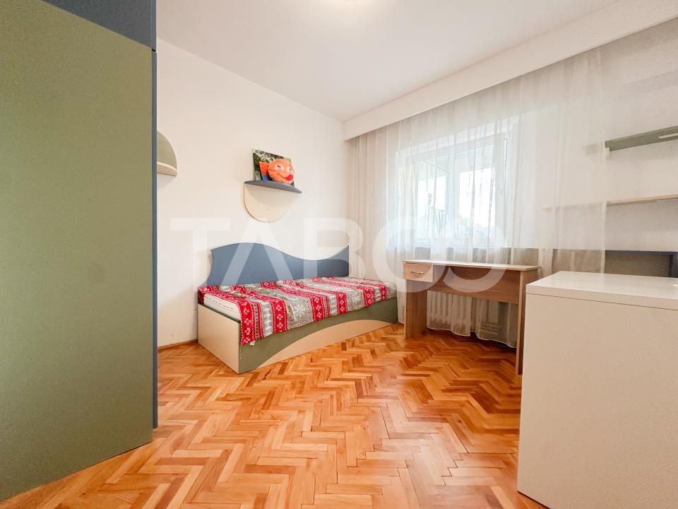 Apartament cu 3 camere decomandate de vanzare in cartierul Zorilor – fotografia 5 din 10