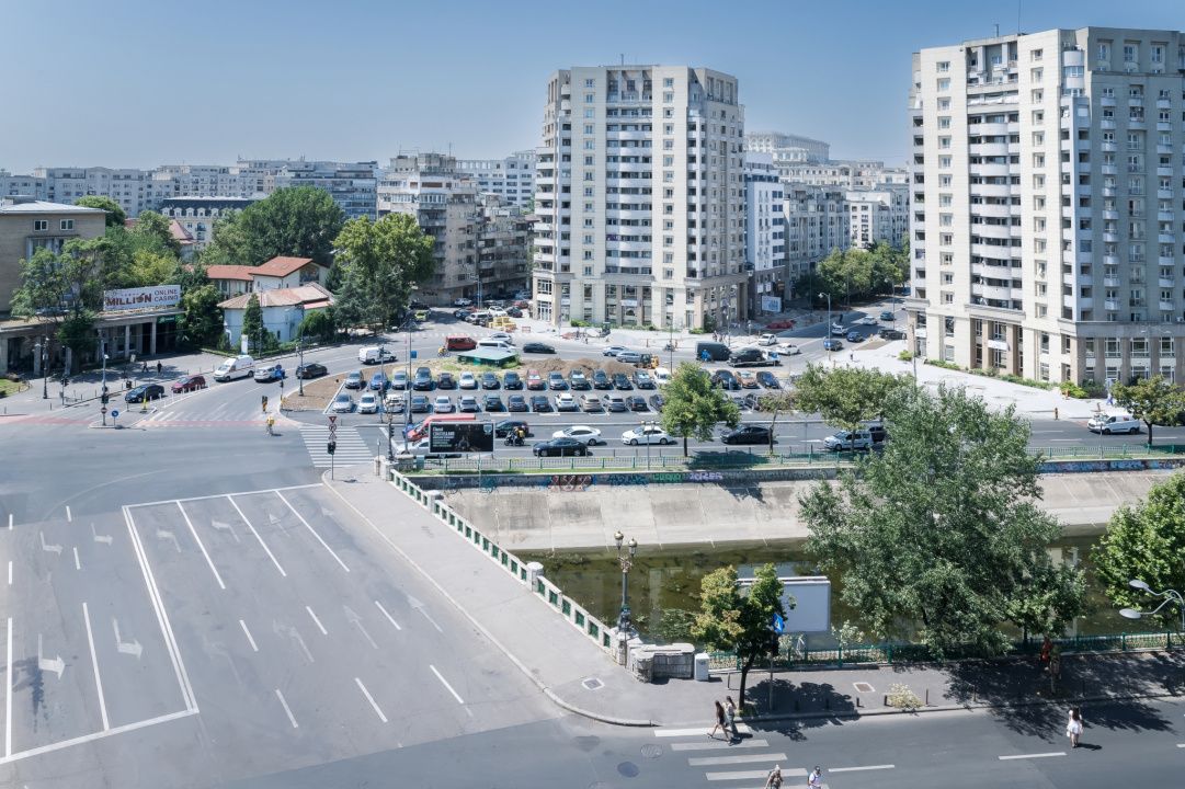 Apartamentul din turnul cu glorietă — Calea Victoriei nr. 2 – fotografia 4 din 38
