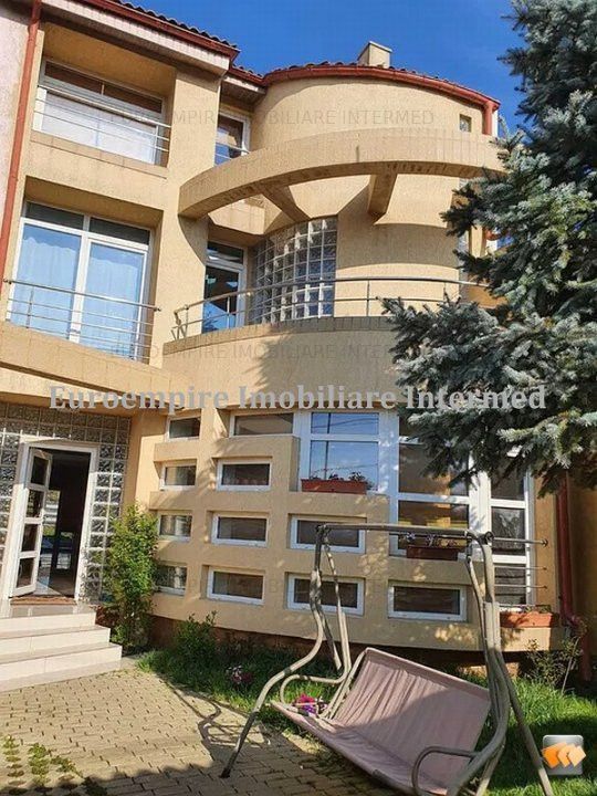 Anunturi vanzari vile in Constanta – fotografia 3 din 8