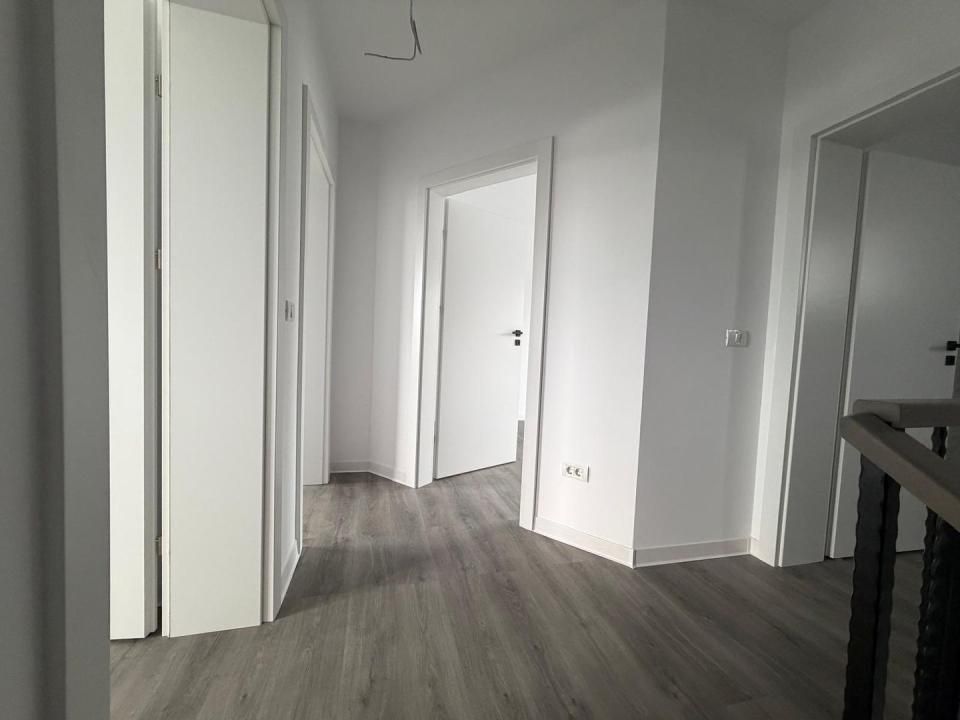 Duplex | 4 camere | Asfalt | Finisaje premium | Curte generoasa | – fotografia 11 din 20