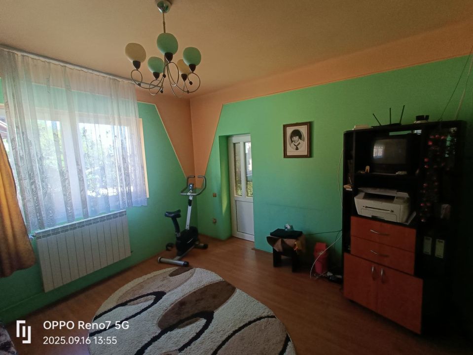 Casă cu spațiu comercial de vânzare în Reghin – fotografia 4 din 11