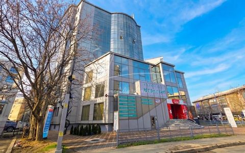 Bucuresti Mall Vitan, cladire de birouri clasa A