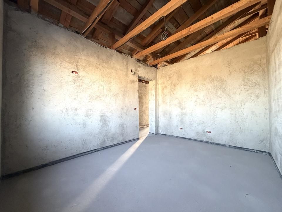 Duplex 5 camere, 3 bai, 120mp utili, 290mp teren-Ghiroda – fotografia 6 din 17