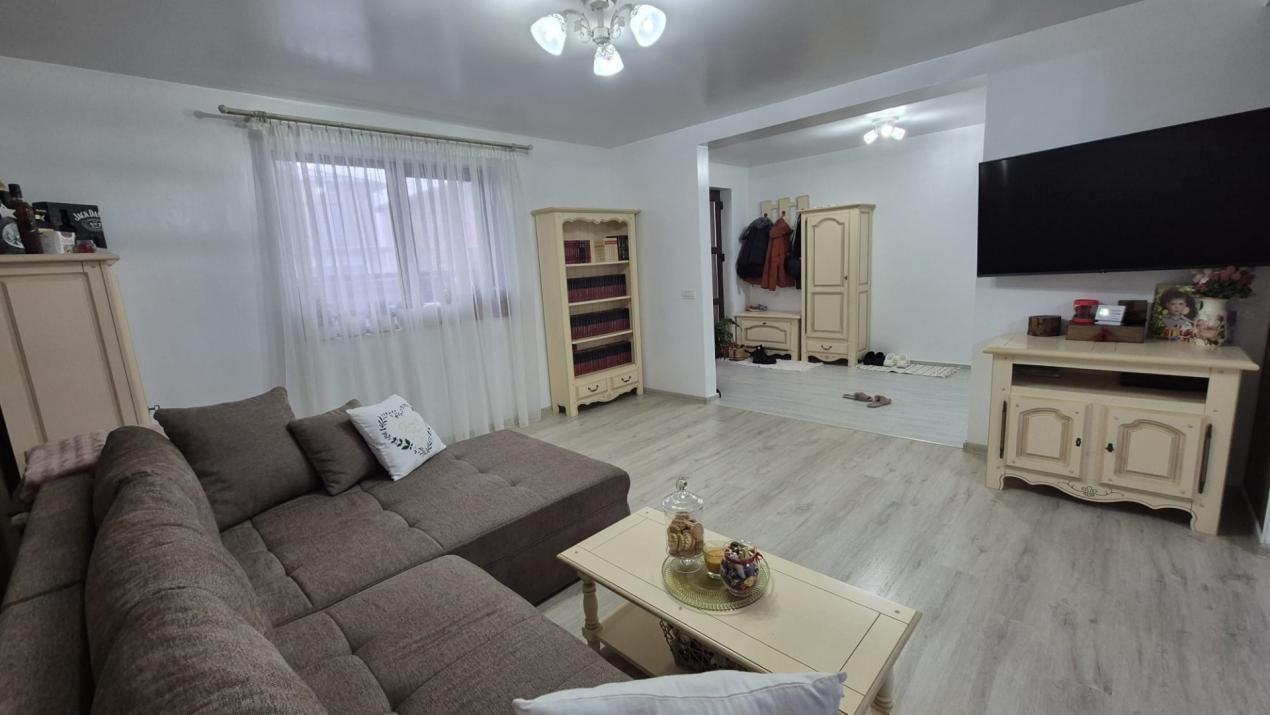 Casă modernă cu încălzire în pardoseală și terasă – gata de mutare – fotografia 10 din 17