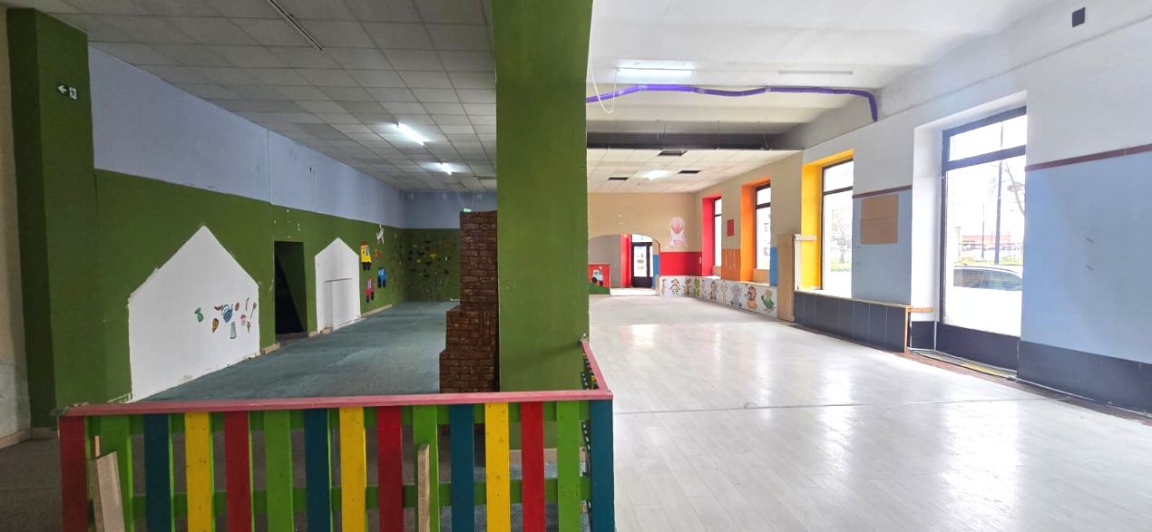 Spatiu comercial ultracentral cu vitrina de 700 mp, Oradea, Bihor – fotografia 7 din 32