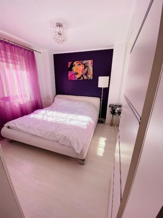 Garsoniera transformata in 2 camere -41mp-Etaj 2-An 1992-13 min. Metrou Dristor – fotografia 5 din 7