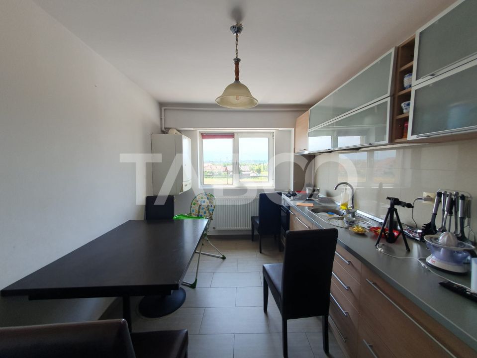 Apartament 4 camere  120 mp utili + balcon etaj 2 mobilat utilat – fotografia 5 din 11