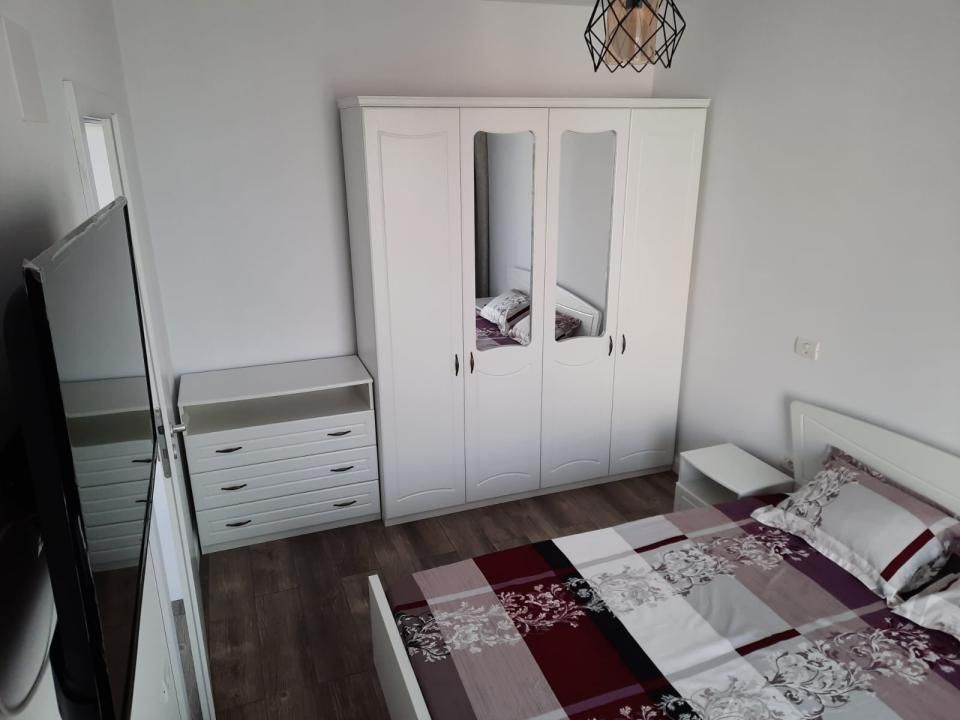 Apartament 2 camere de închiriat pe termen lung – Tomis Nord, zona Euromaterna – fotografia 13 din 14