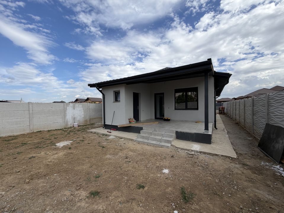 Casa parter, 96,93mp utili, teren 498mp, Preajba , zona Capsunarie – fotografia 4 din 14