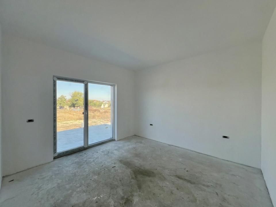 Triplex modern, 4 camere, 103 mp utili, 316 mp teren - Zona Sacalaz – fotografia 6 din 12