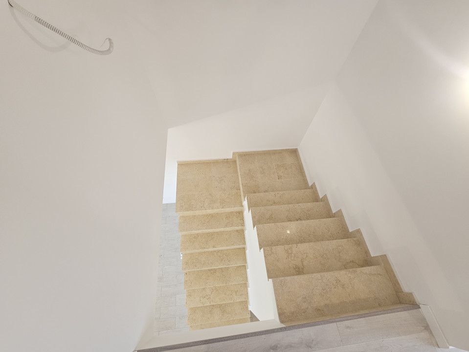 ✨Dascalu-Vila 5 camere, 3 bai, 2 terase, 400mp teren ✨ – fotografia 18 din 25
