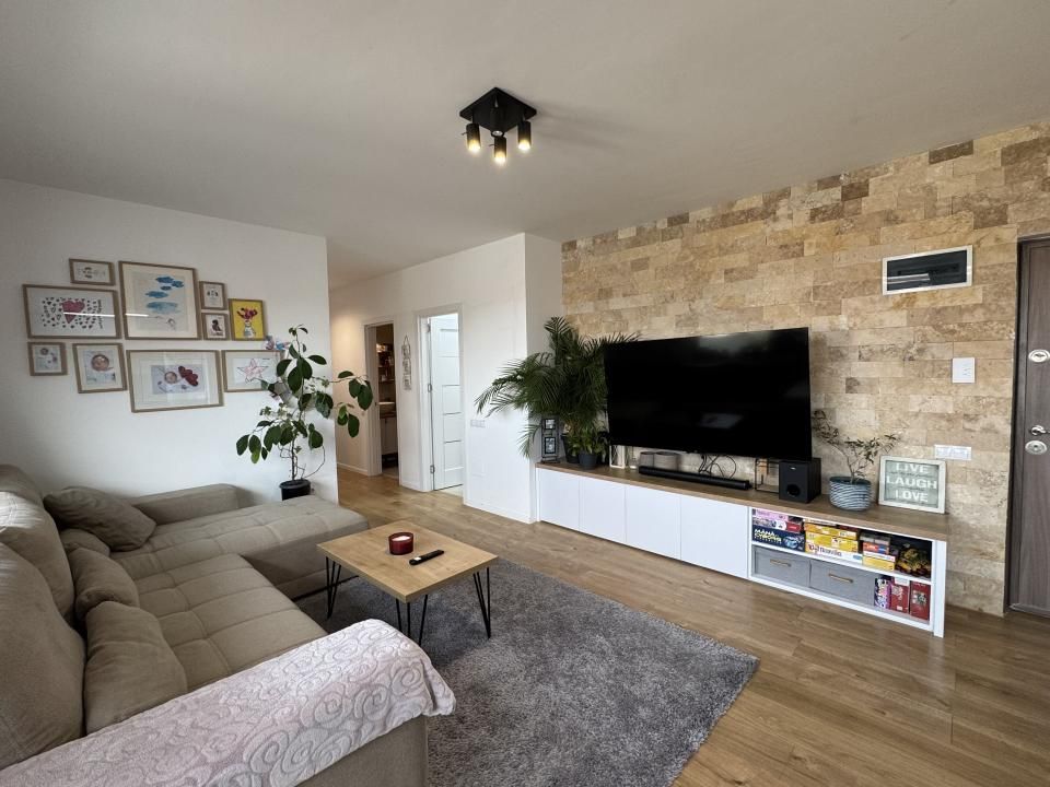 Apartament 3 camere 75 mp și parcare subterană Florești – fotografia 1 din 15