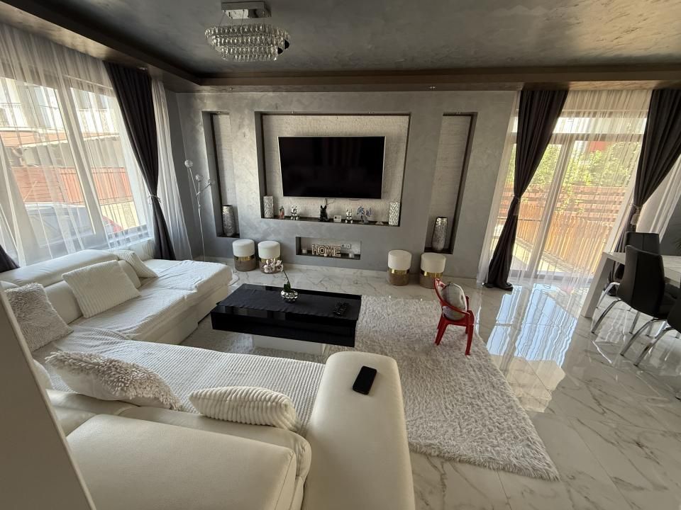 Duplex la cheie zona Sesul de Sus ,strada privata cu bariera . – fotografia 1 din 19