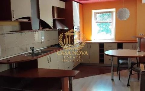 Apartament 3 camere 75mp, cartierul Plopilor, 2 balcoane, centrala proprie