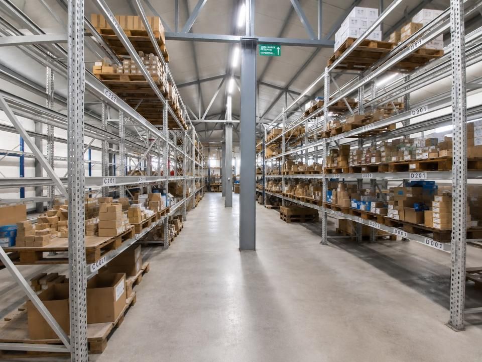 Hala industriala depozitare sos Borsului, Bors – fotografia 10 din 10