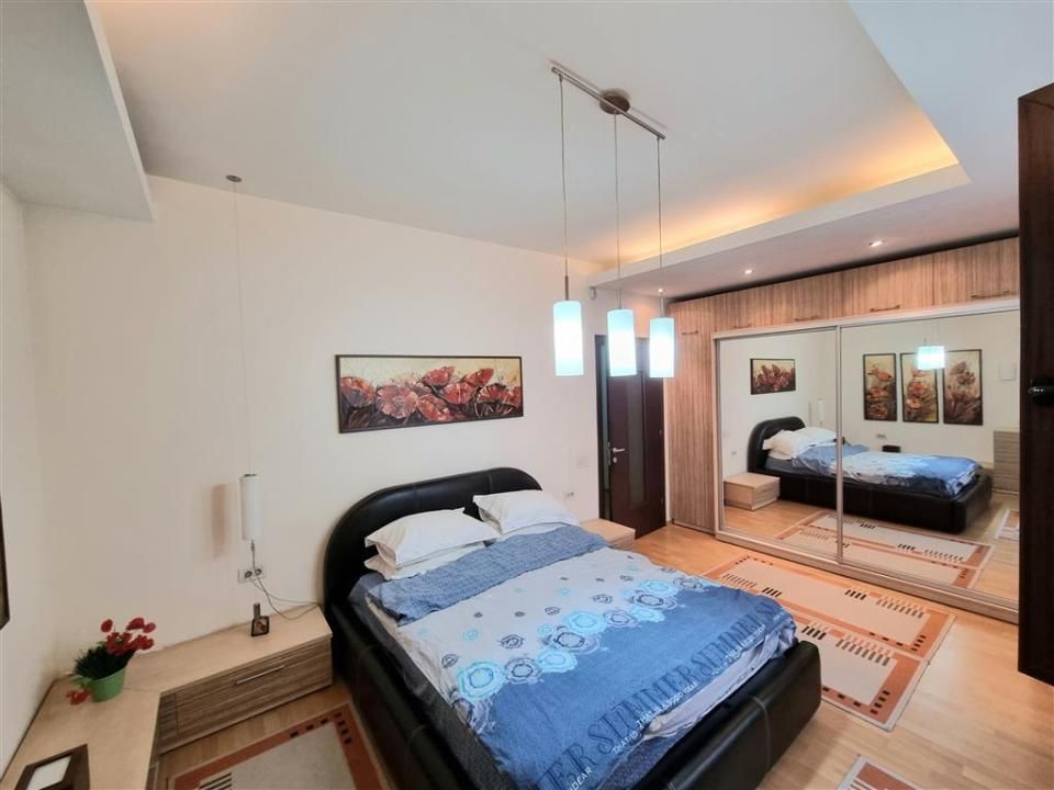 Vila zona Baneasa - Aleea Teisani | Teren 990 | Constructie 2006 | – fotografia 4 din 26